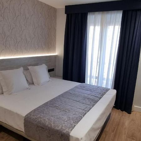 Ch La Petite Maison - Boutique - Madrid Dış mekan fotoğraf