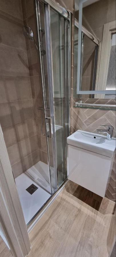 Ch La Petite Maison - Boutique - Madrid Dış mekan fotoğraf