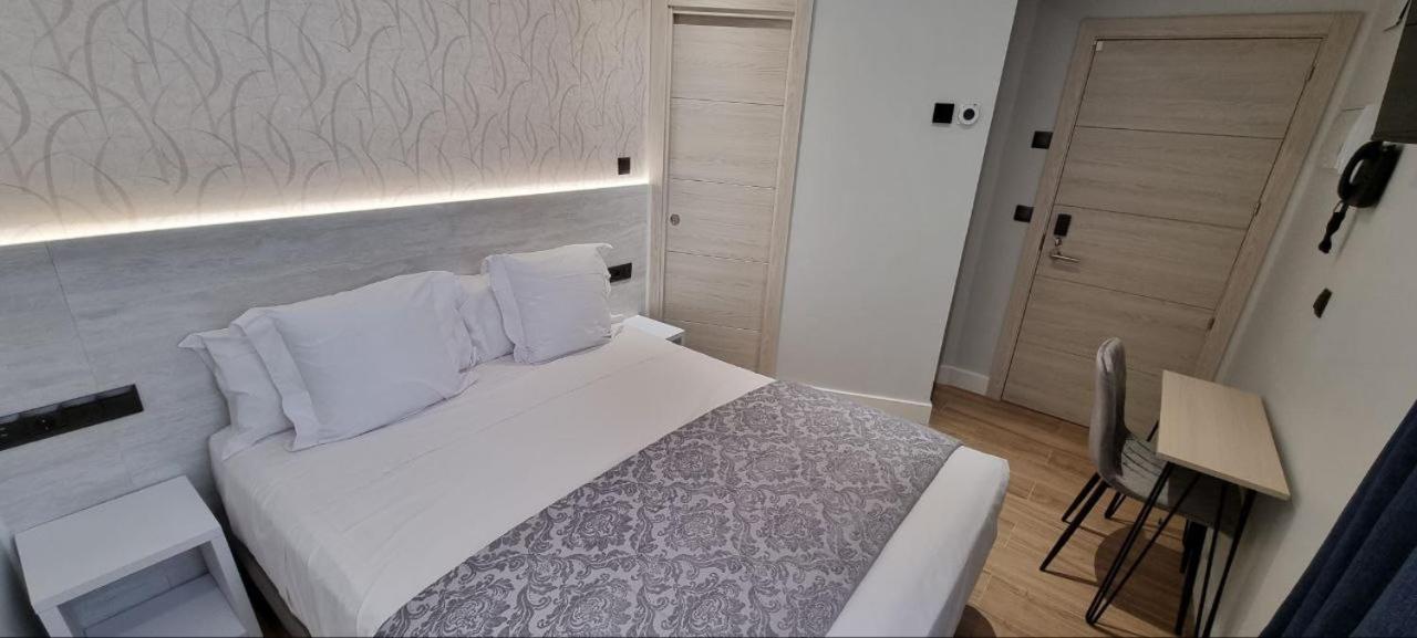 Ch La Petite Maison - Boutique - Madrid Dış mekan fotoğraf