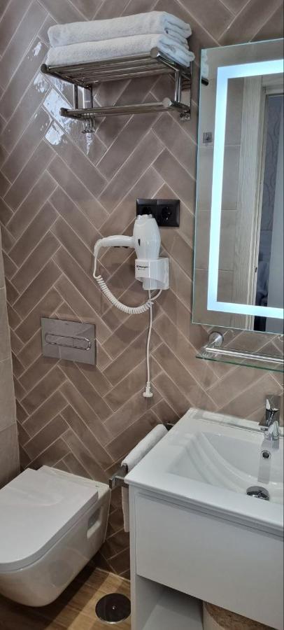 Ch La Petite Maison - Boutique - Madrid Dış mekan fotoğraf