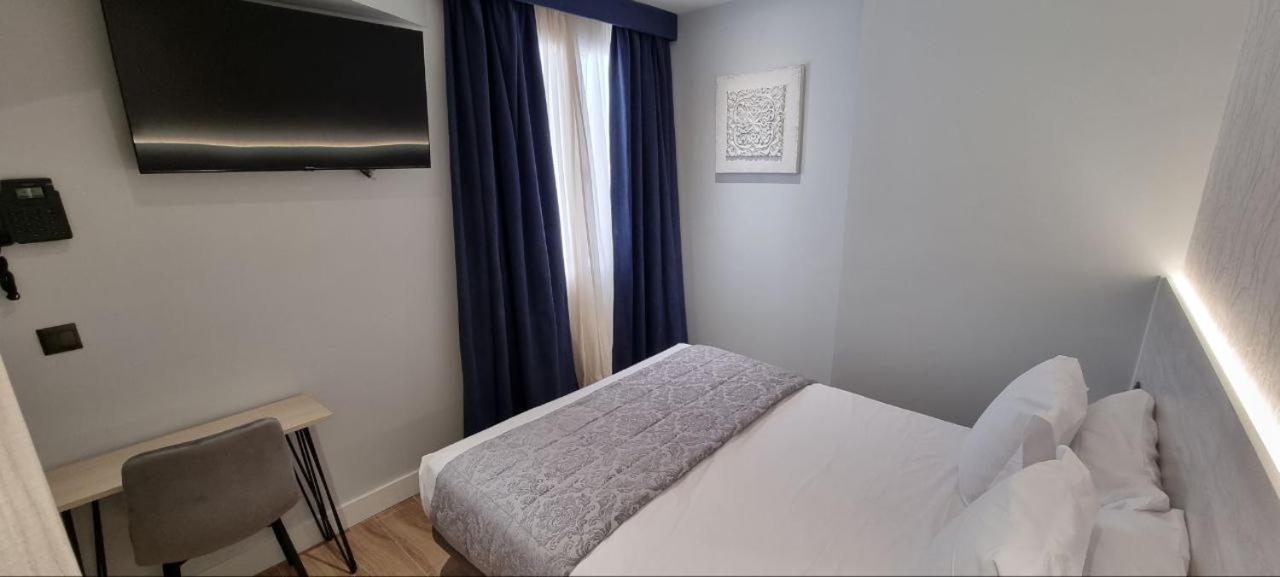 Ch La Petite Maison - Boutique - Madrid Dış mekan fotoğraf